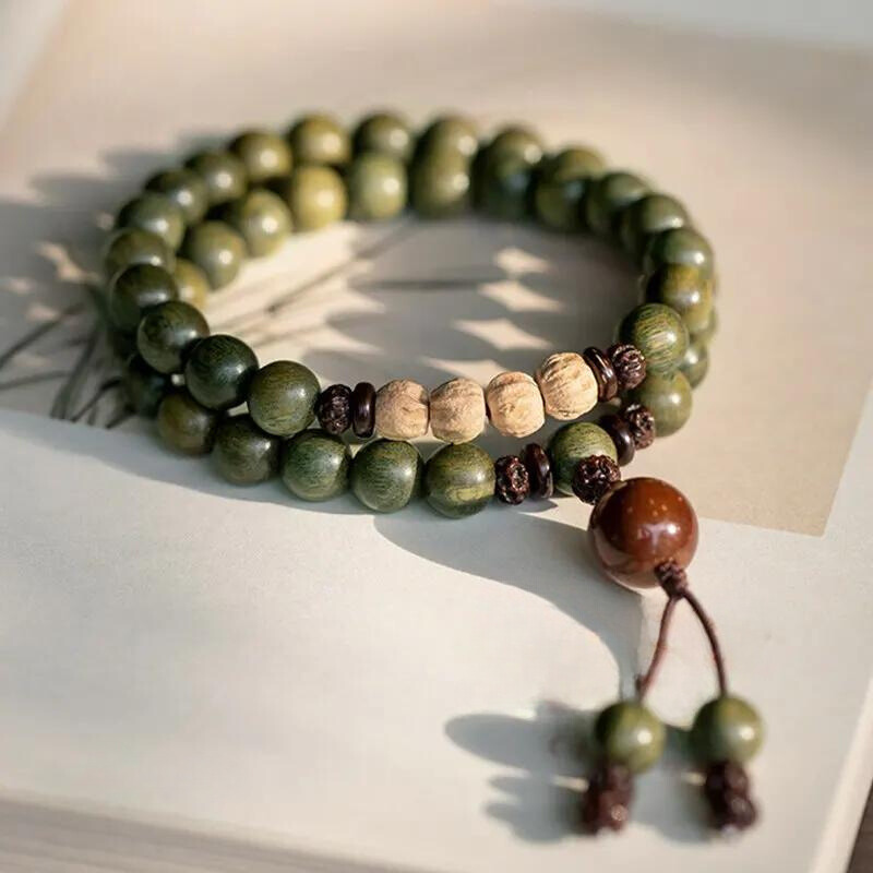 Bracelet Mala en Bois de Santal Vert – Énergie & Ancrage Spirituel