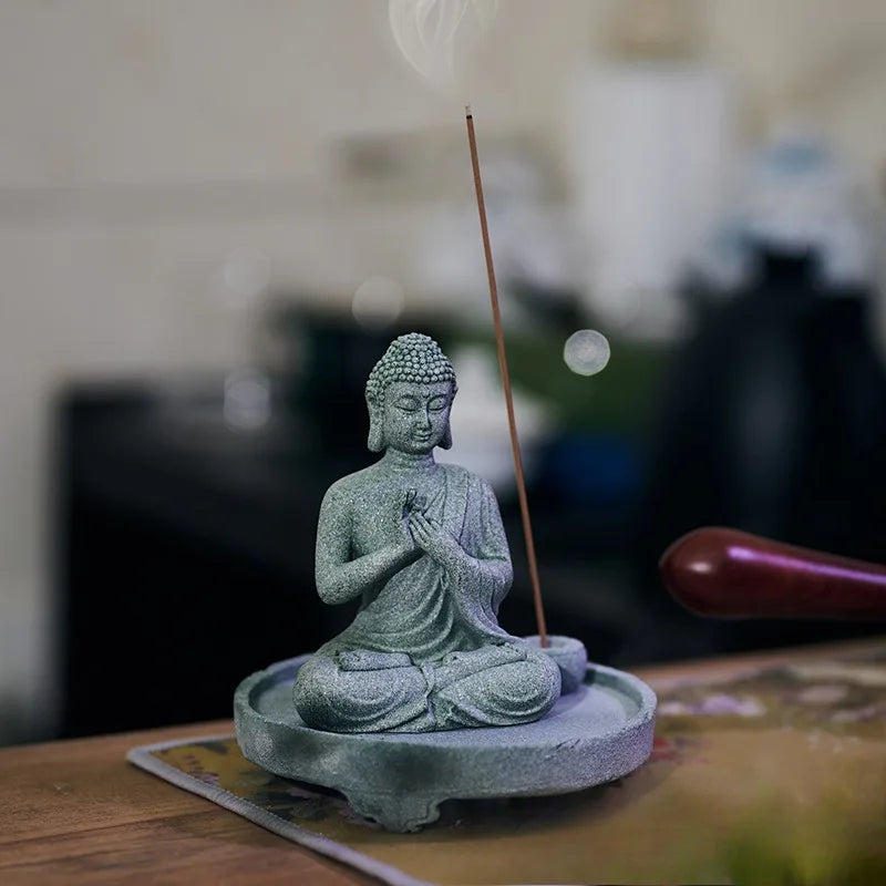 Statuette de Bouddha Méditatif – Sérénité & Présence Sacrée