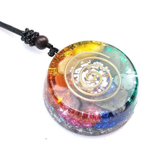 Pendentif Orgonite 7 Chakras – Équilibre, Énergie & Harmonie Vibratoire